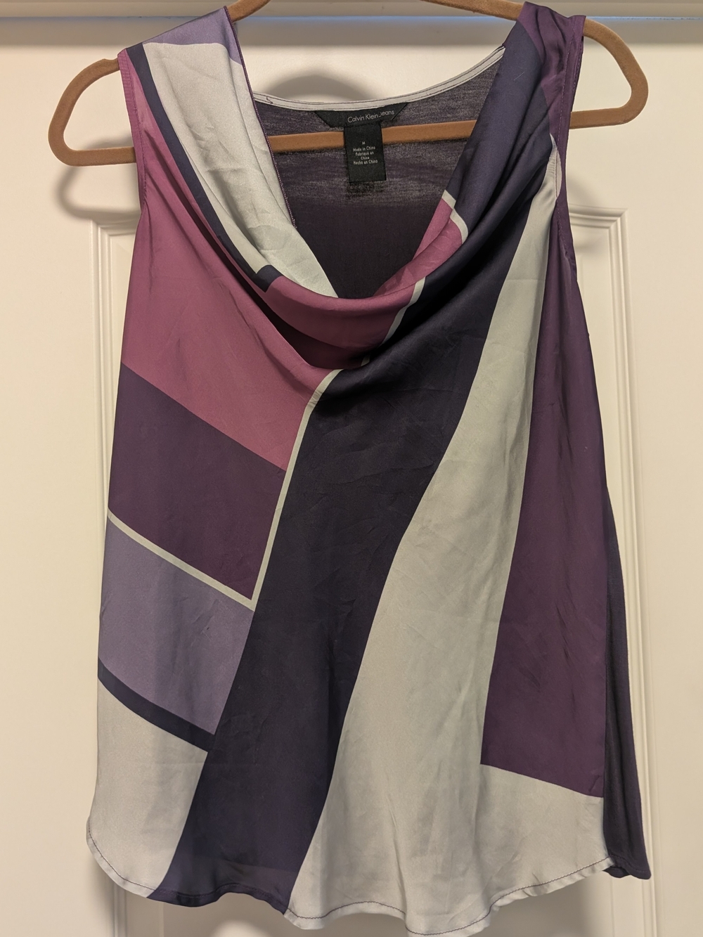 ✨2/$20✨Calvin Klein Purple Geometric Cowl Neck Sleeveless Blouse